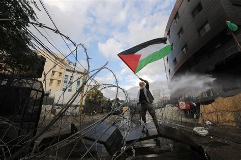 Schram: How terrorists & media misfired on Gaza
